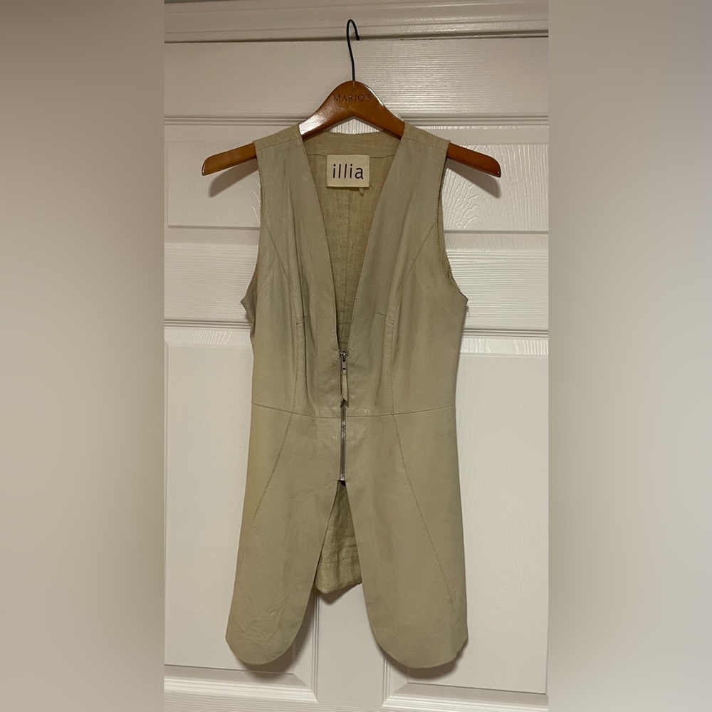 ILLIA Bohemian Beige Leather Long Vest Jacket Size 6